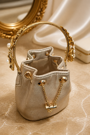 Floral handle bucket bag
