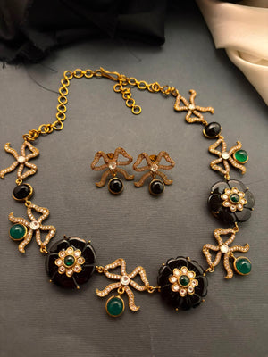 Black Onyx Flower Motif Necklace Set