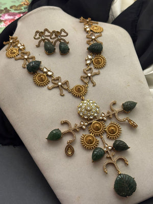 Carved Vesuvianite Stone Necklace Set