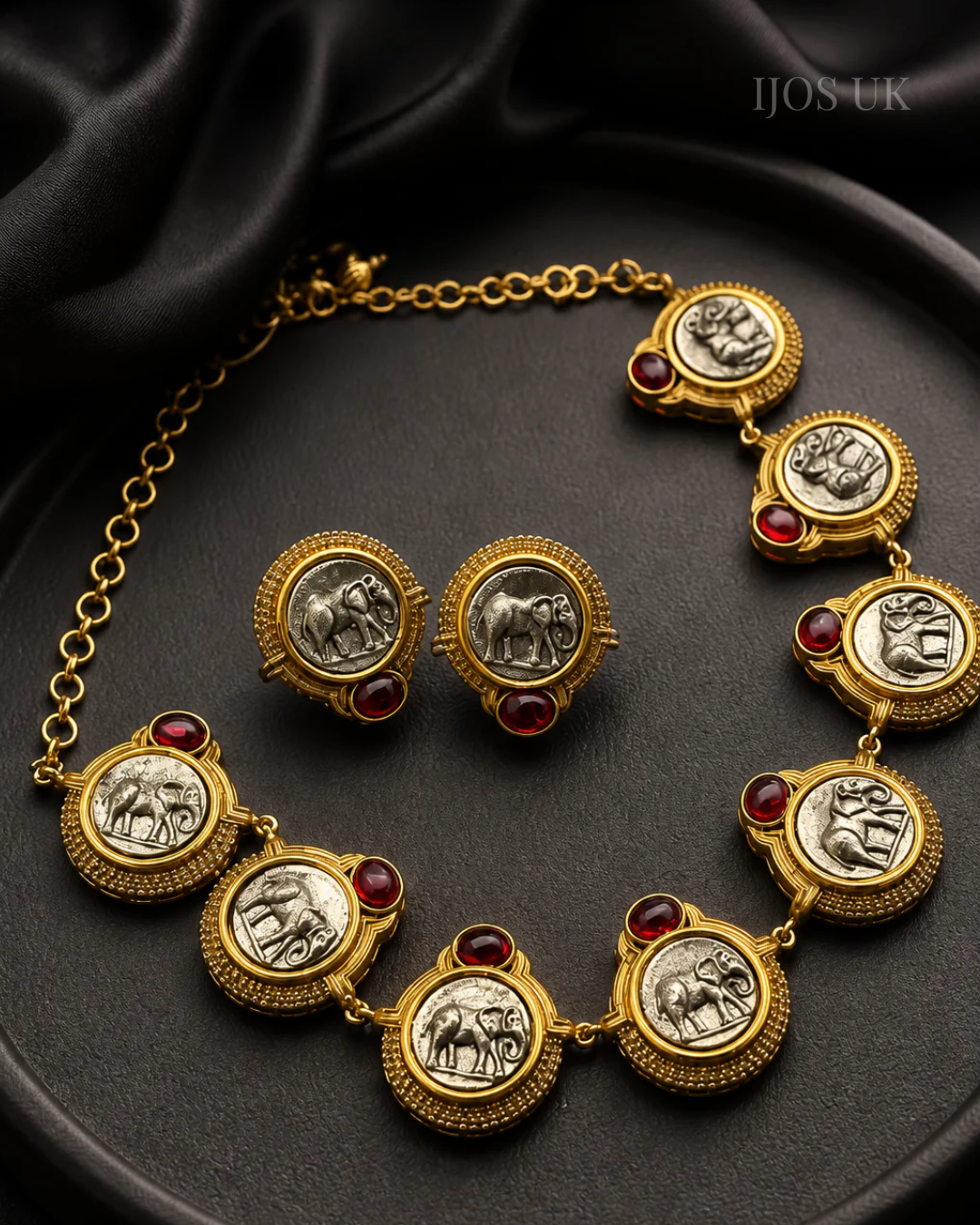 Elephant Embossed Necklace Set
