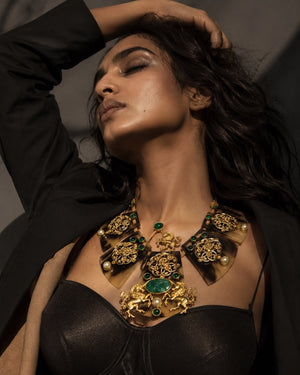 Gold motif Green Stone Resin Necklace Set