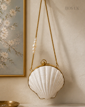 Seashell Pearl Chain Clutch