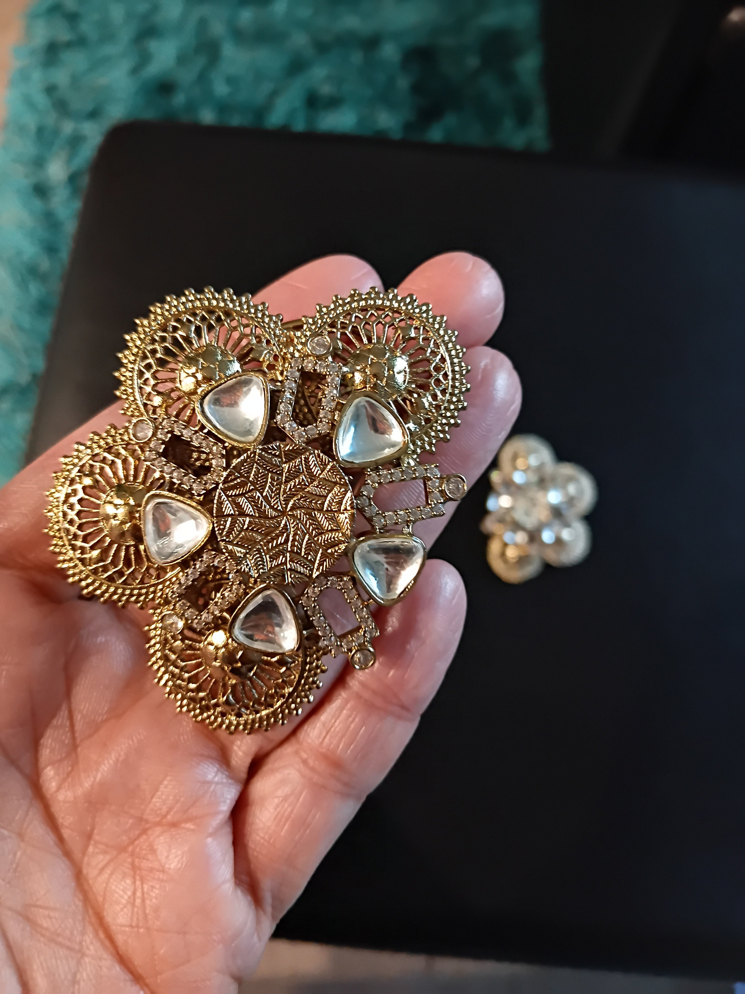 Floral Kundan Cuff Earring
